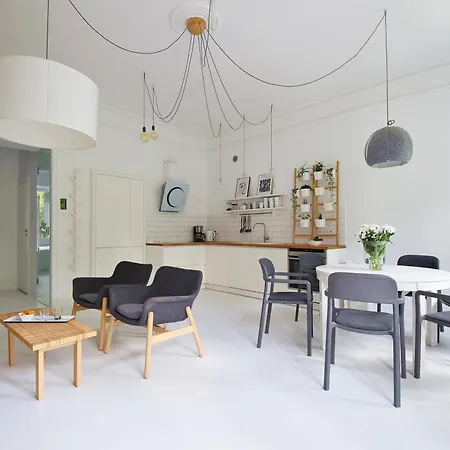 White Apartment Spacious & Central * Varsavia